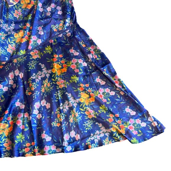 Hope & Ivy Maternity Tie Front Midi Tea Dress Satin Contrast Floral Size 14 NWOT - Picture 6 of 13